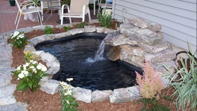 Backyard Pond DIY (10)